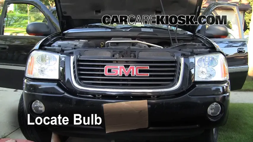 2003 GMC Envoy SLT 4.2L 6 Cyl. Lights Fog Light (replace bulb)